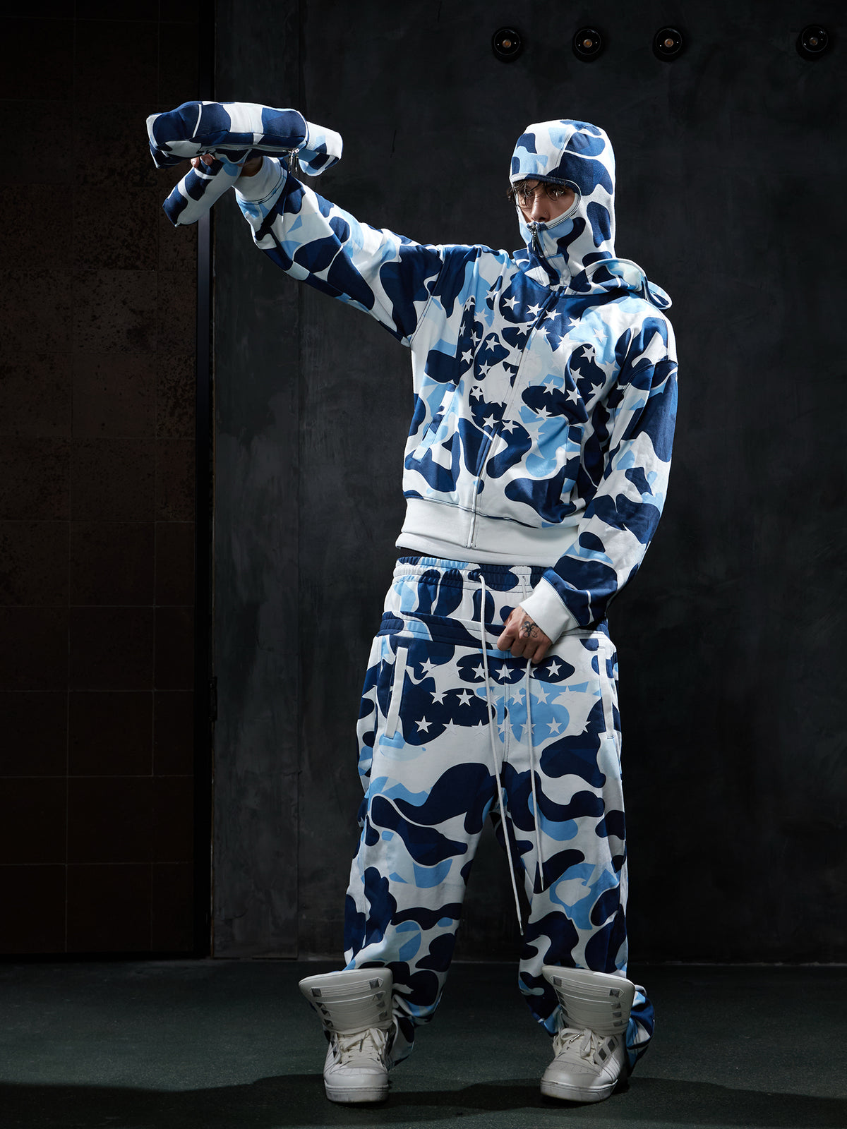 Star Camo Face Mask Zip-Up Hoodie&Double-Waist Baggy Sweatpants
