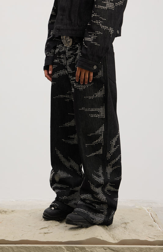 Tiger-Whisker Heat-Pressed Studded Curved Blade Raw Denim