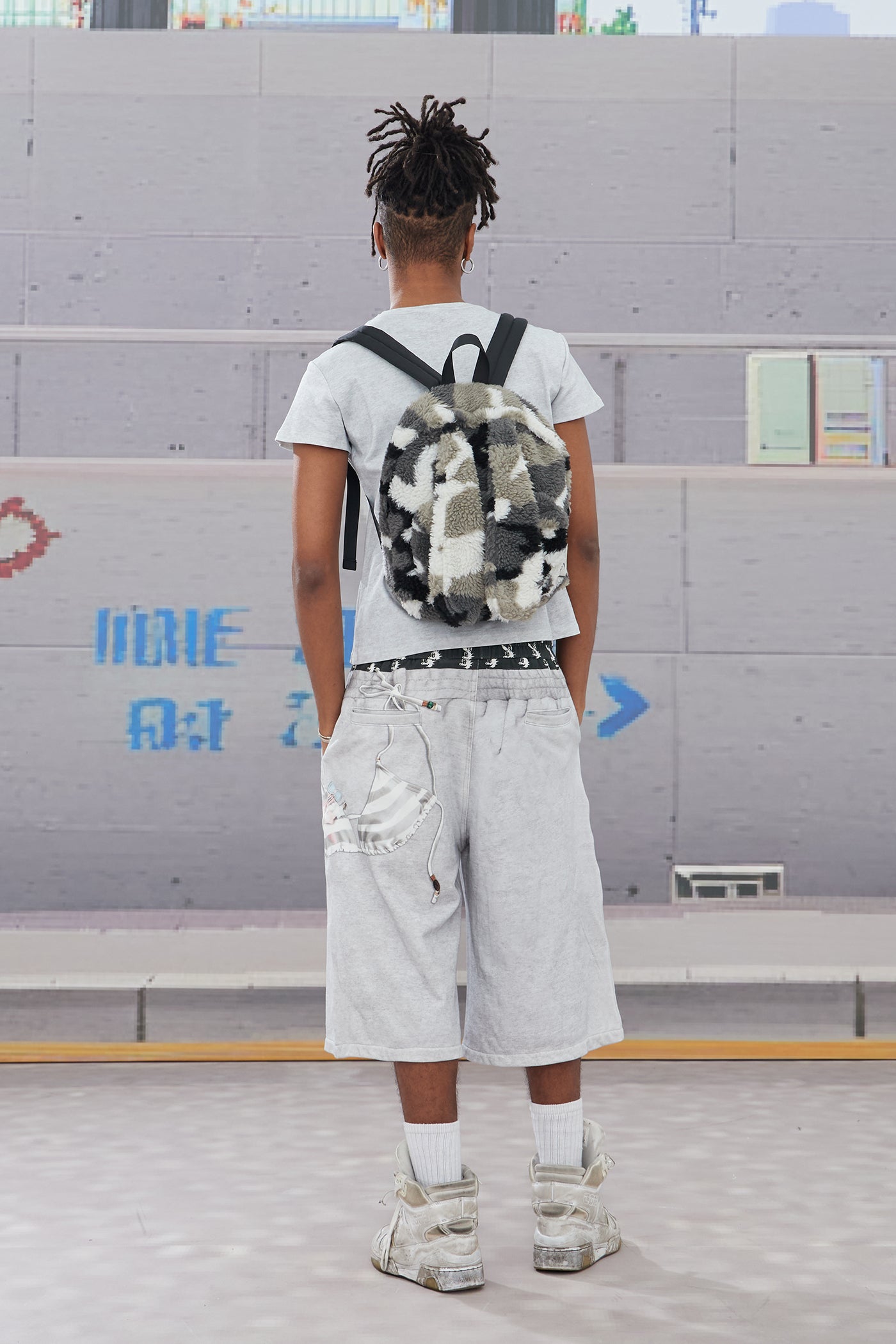 Y2K Layered-Chain Silm Fit T-shirt