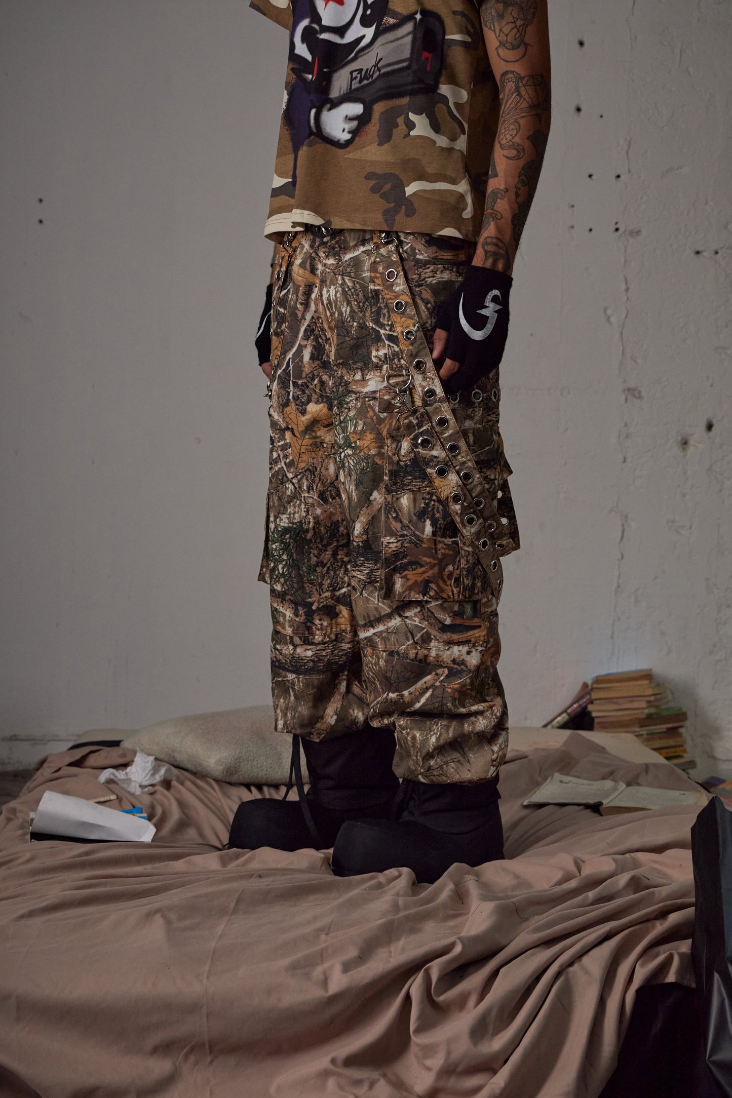 Camo Detachable Strapped Cargo Pants
