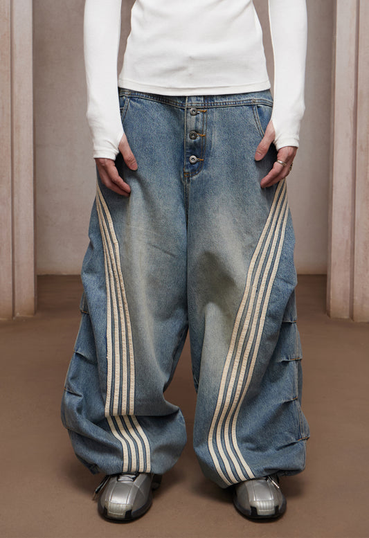DND4-Stripe Pleated Washed Denim Ultra Wide-Leg Jeans
