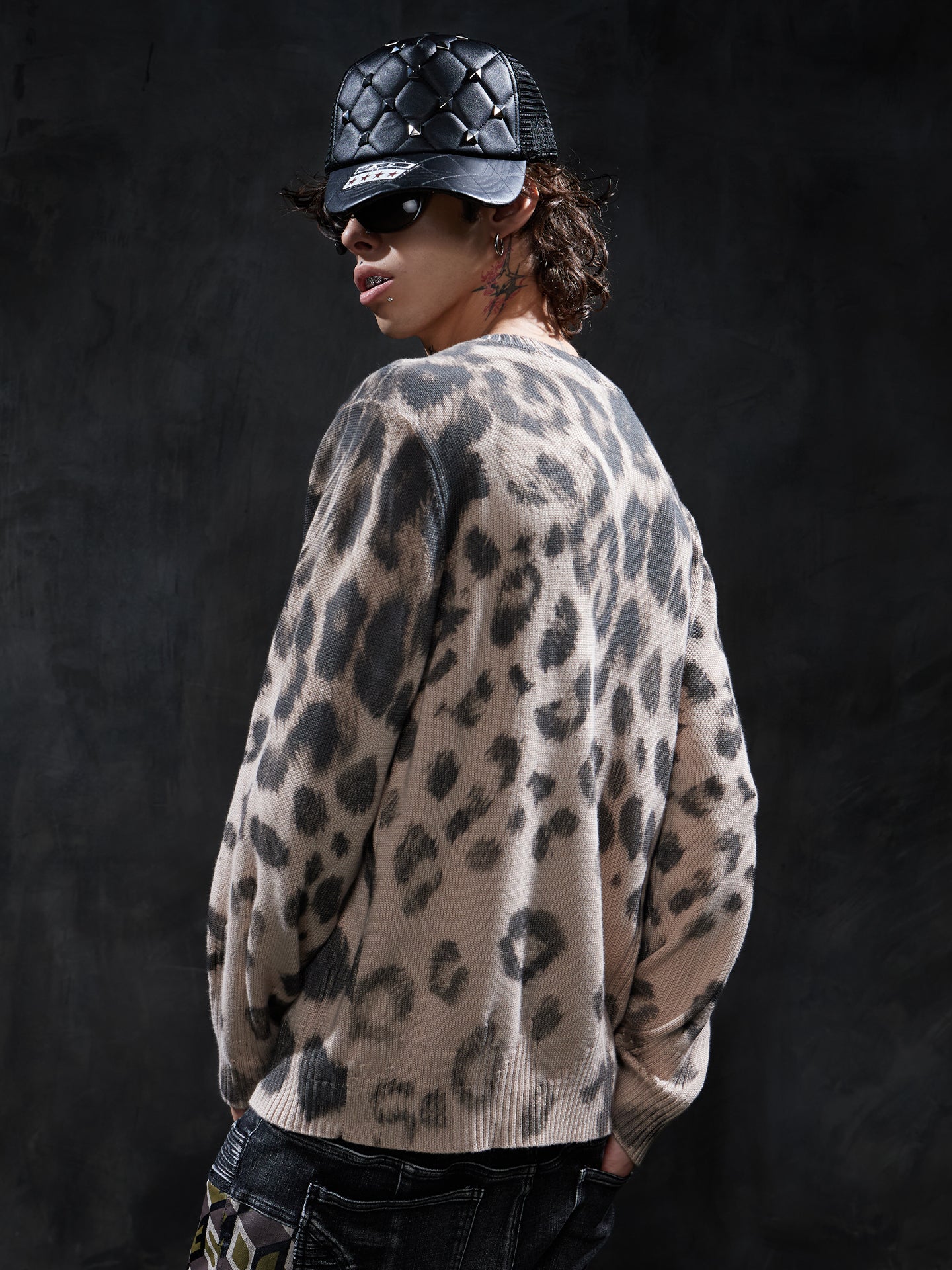 Leopard Fang Graphic Oversized Knit Cardigan