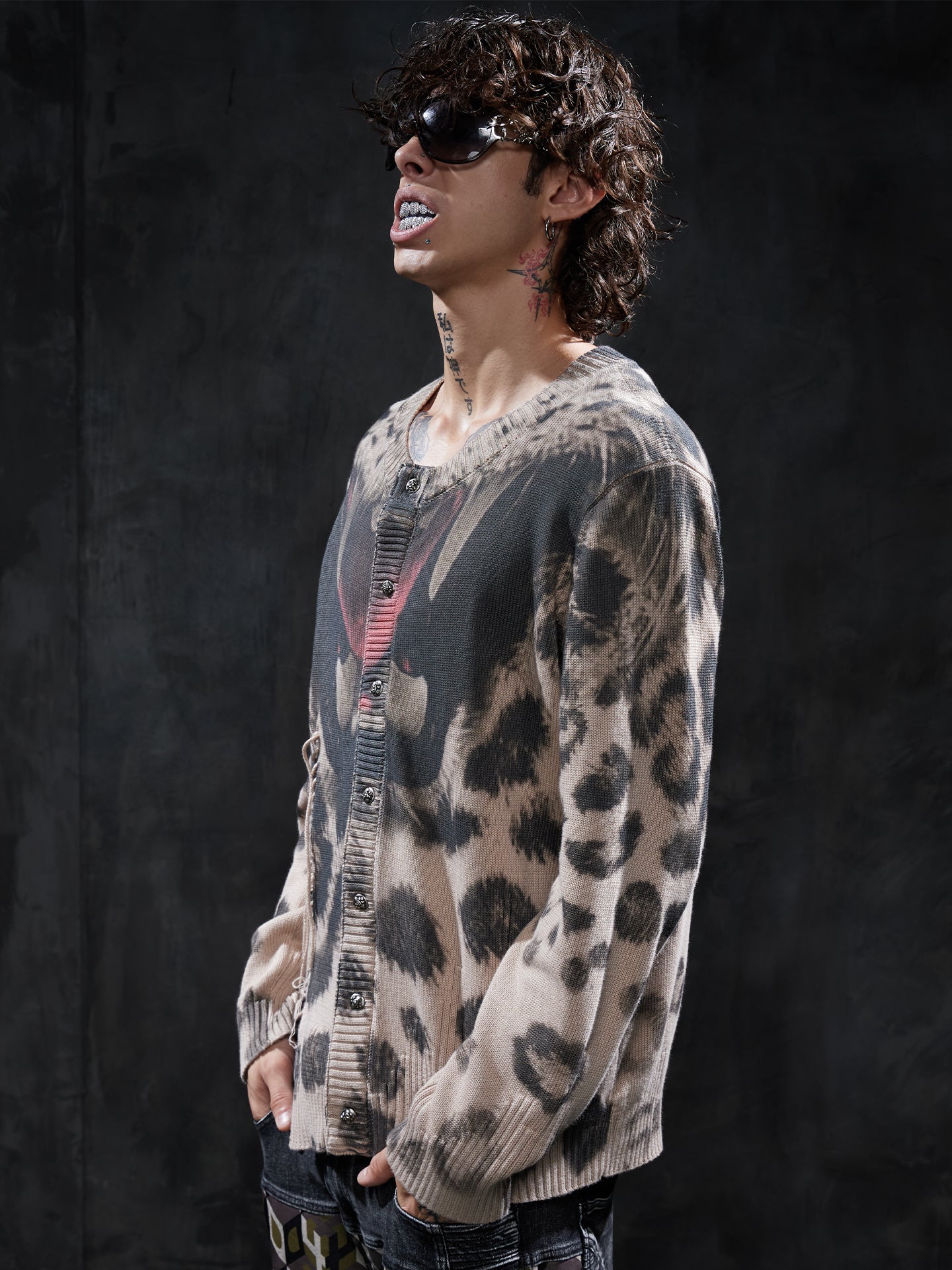 Leopard Fang Graphic Oversized Knit Cardigan