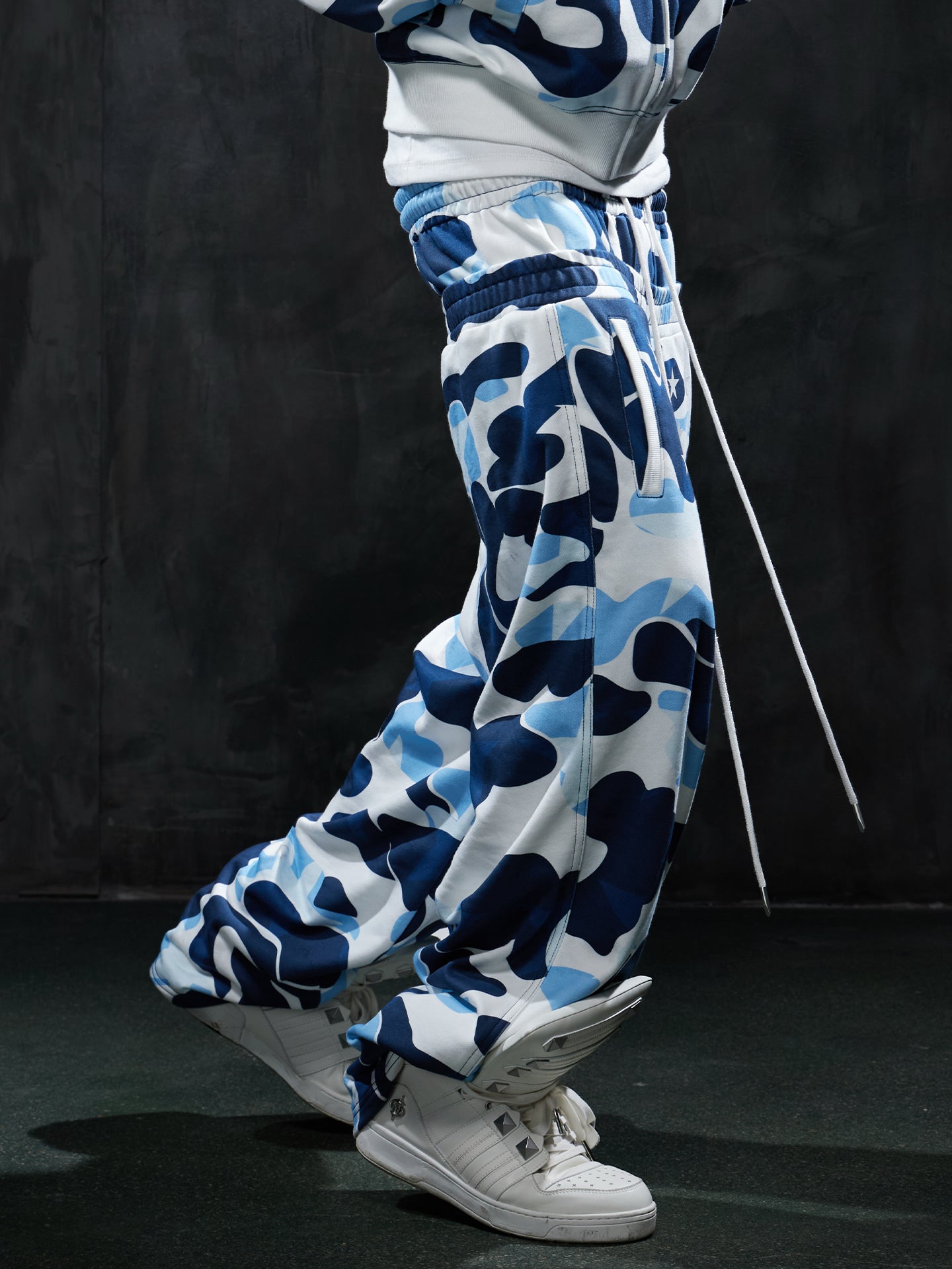Star Camo Double-Waist Baggy Sweatpants