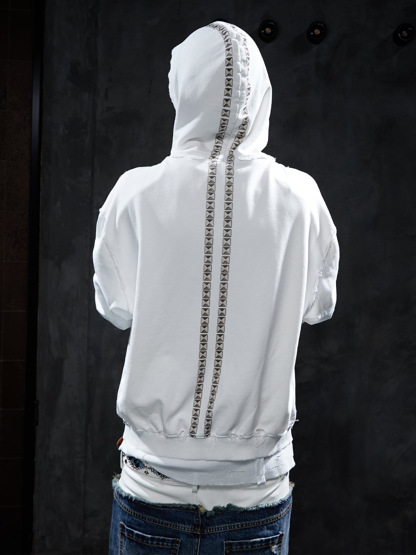 Dark Studded Tongue Graphic Oversized Zip-Up Hoodie