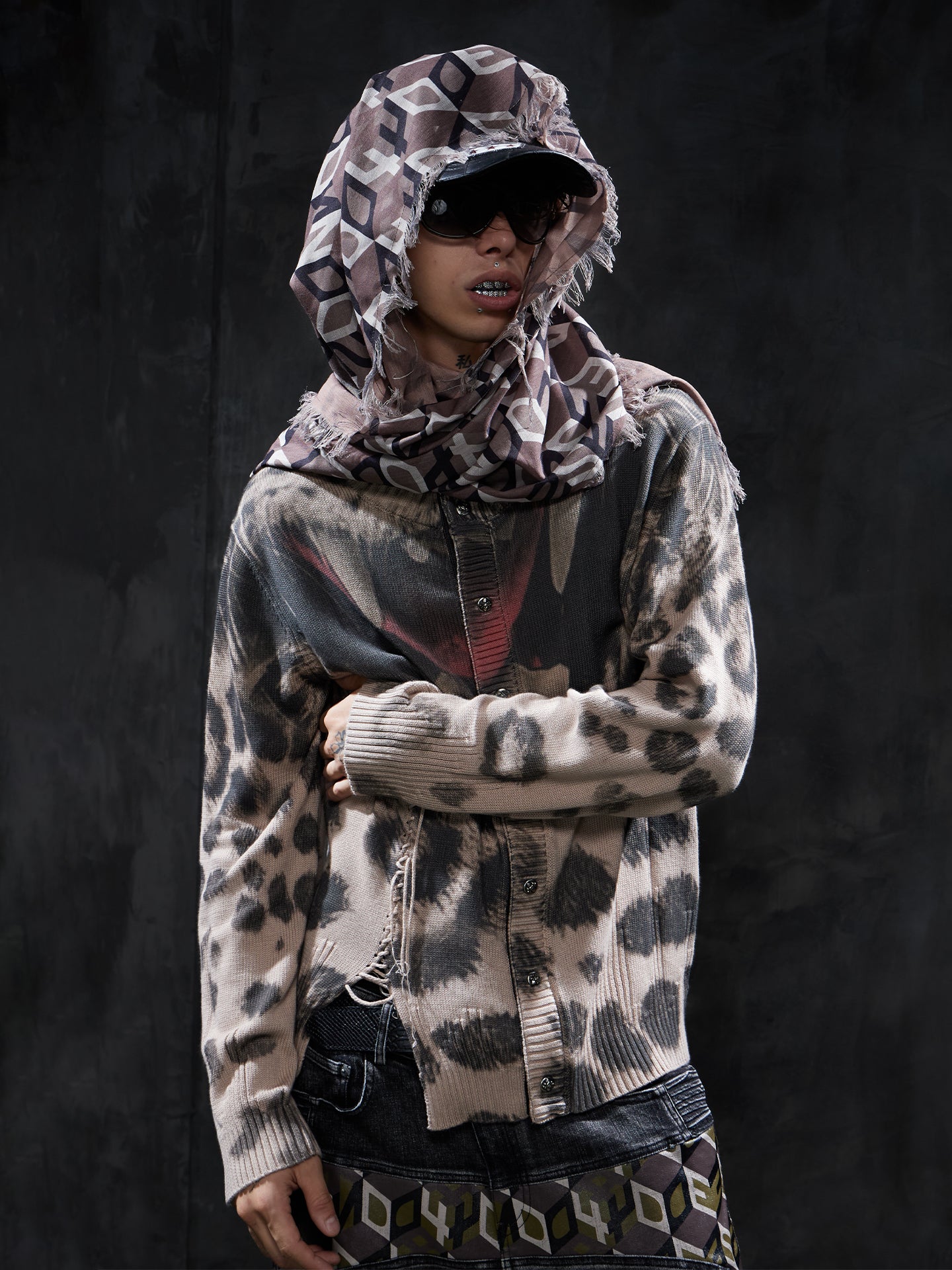 Leopard Fang Graphic Oversized Knit Cardigan
