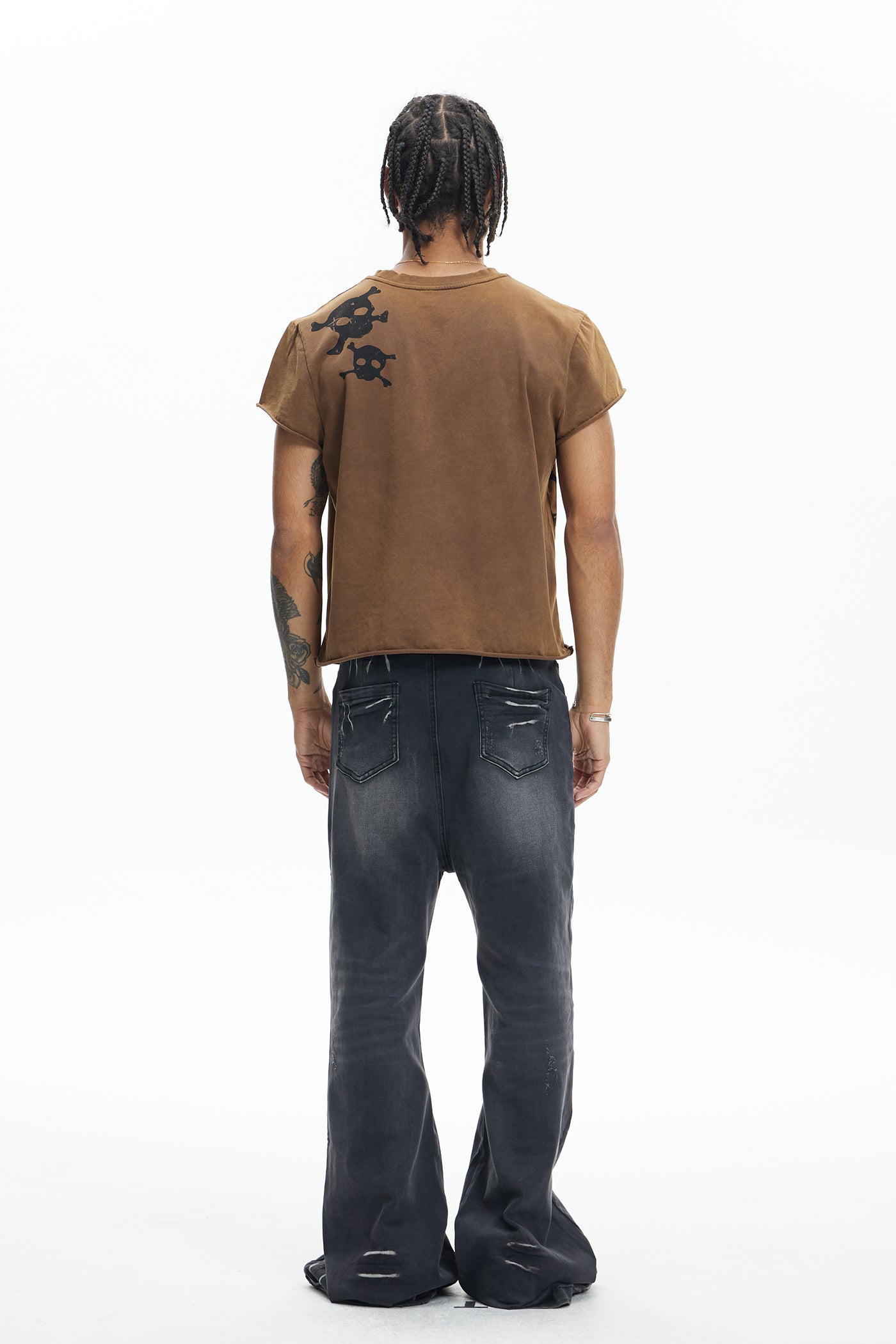 Multi Skulls Distressed Rolled Sleeve Tee