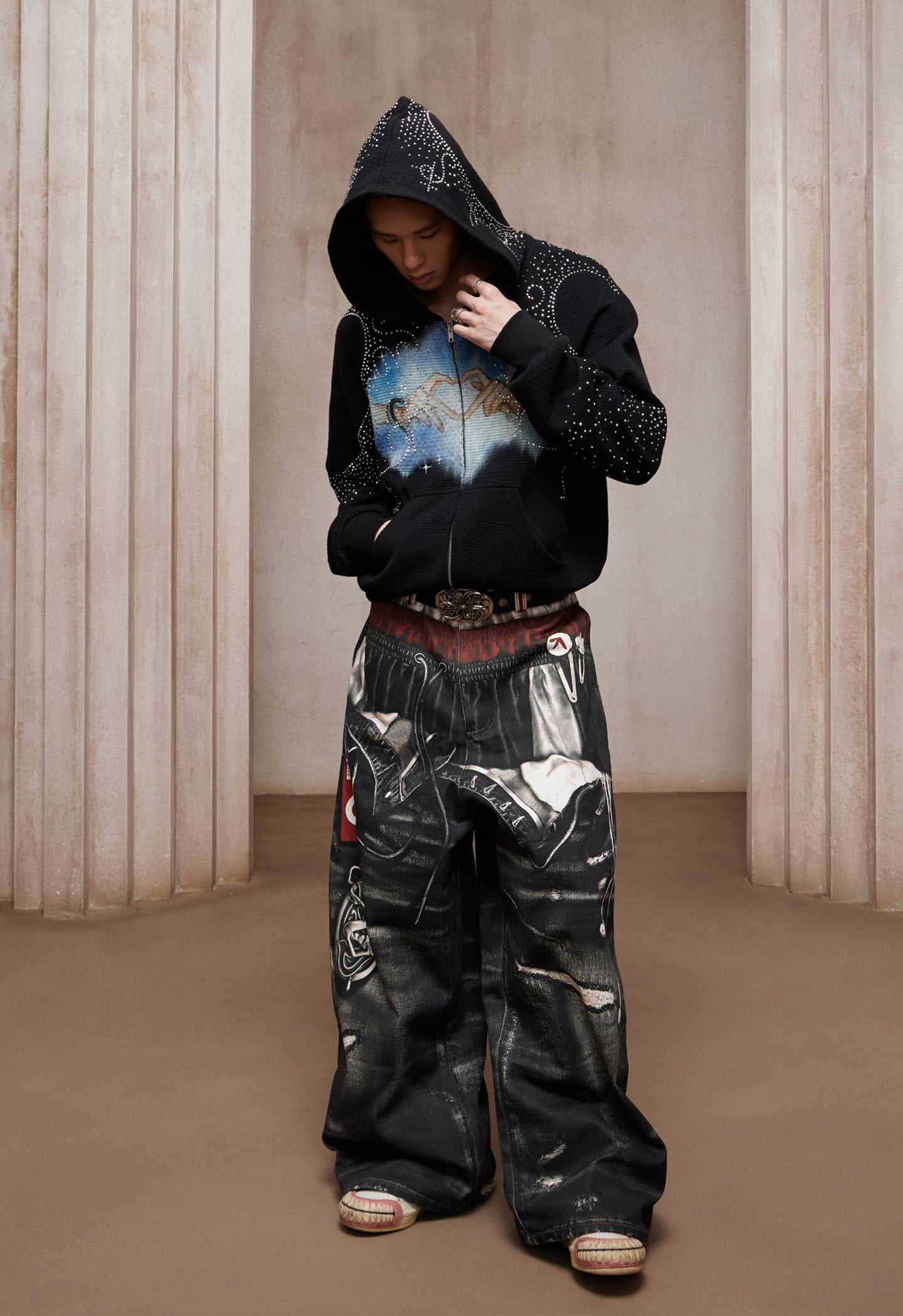 Dreamcore Rhinestone Heart Hands Waffle Zip-Up Hoodie Jacket