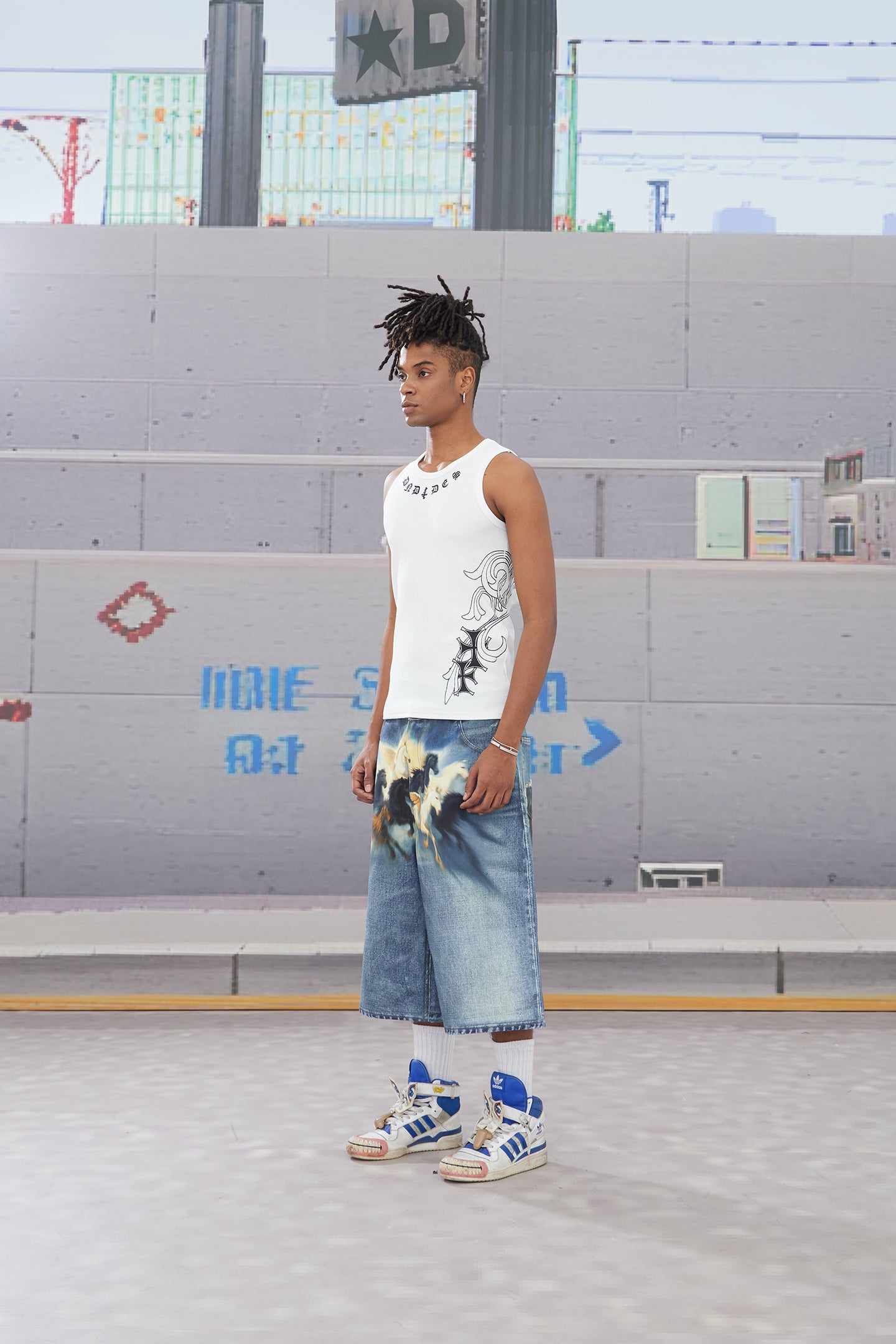 Heavenly Stampede Airbrushed 3/4 Pants