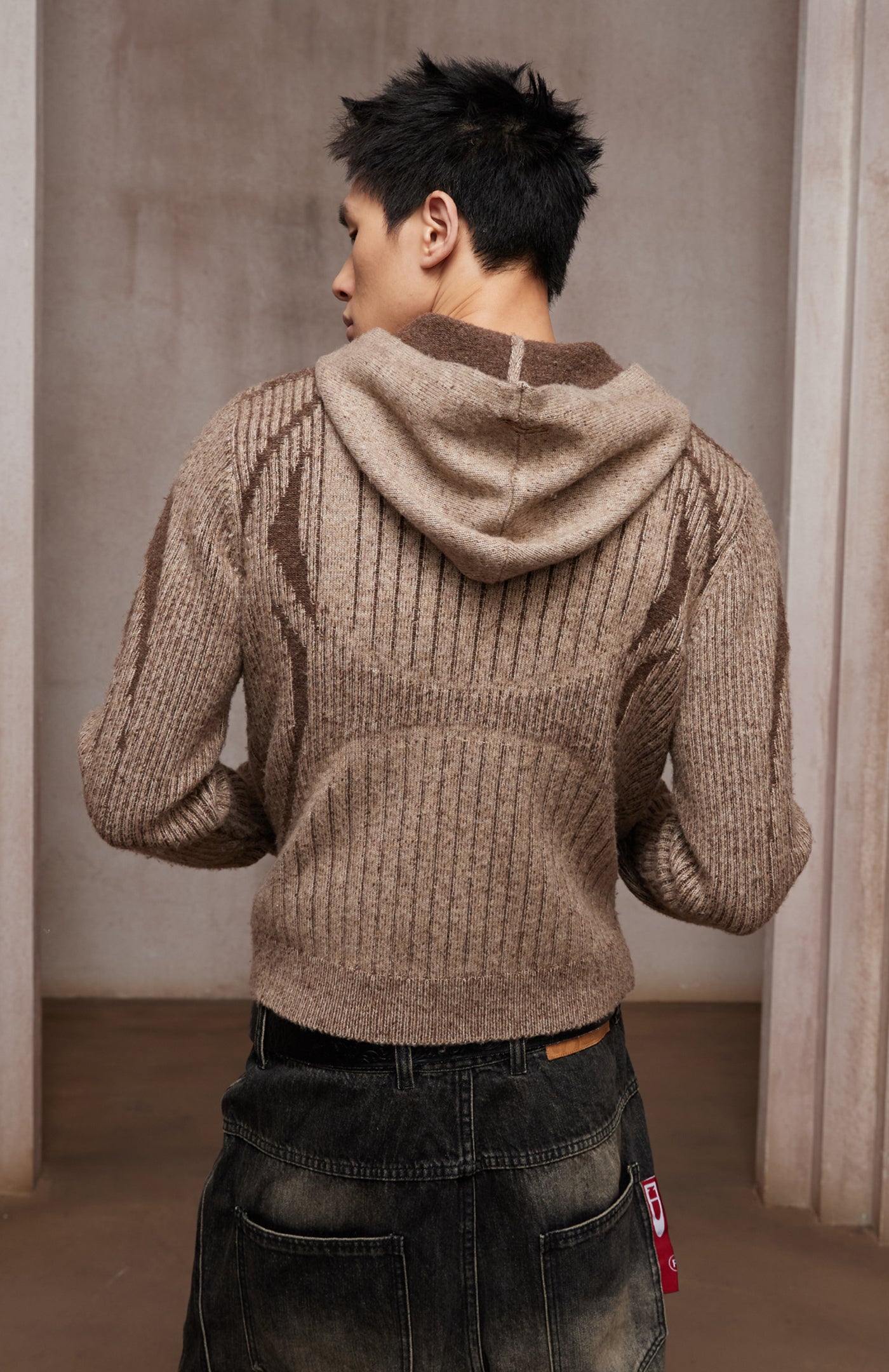 Structured Two-Tone Ribbed Knit Zip-Up Hoodie