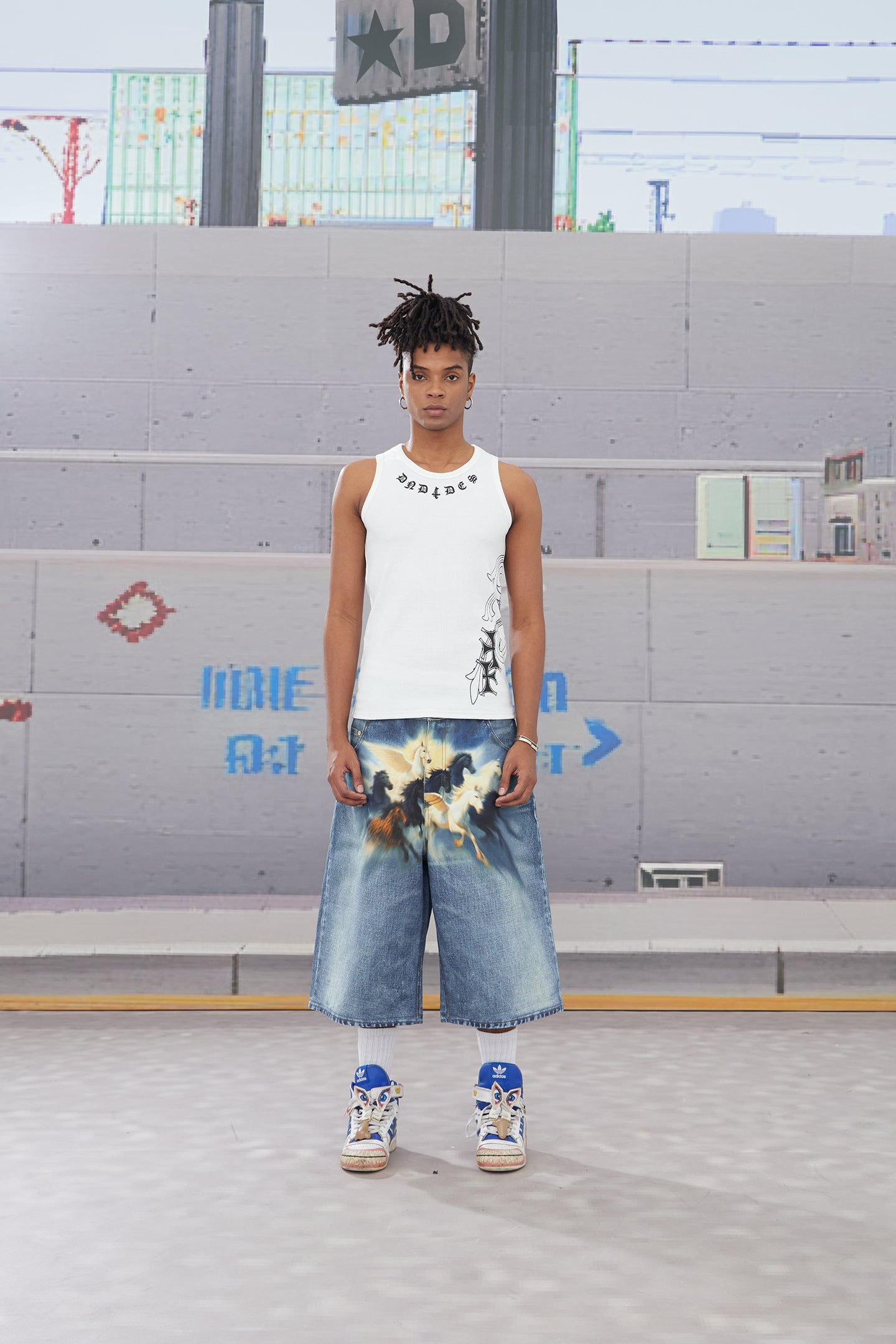 Heavenly Stampede Airbrushed 3/4 Pants