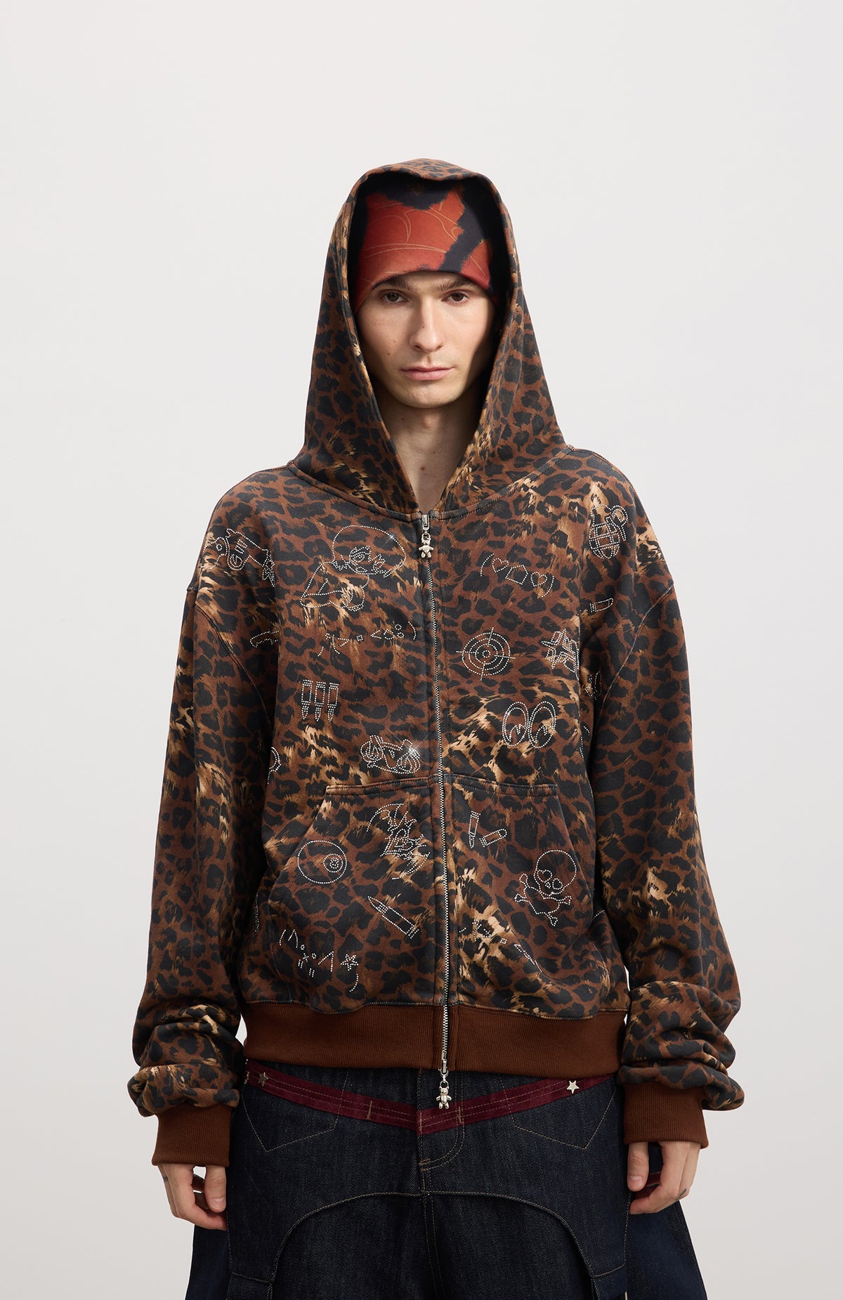 Cartoon rhinestone-studded leopard print sweater