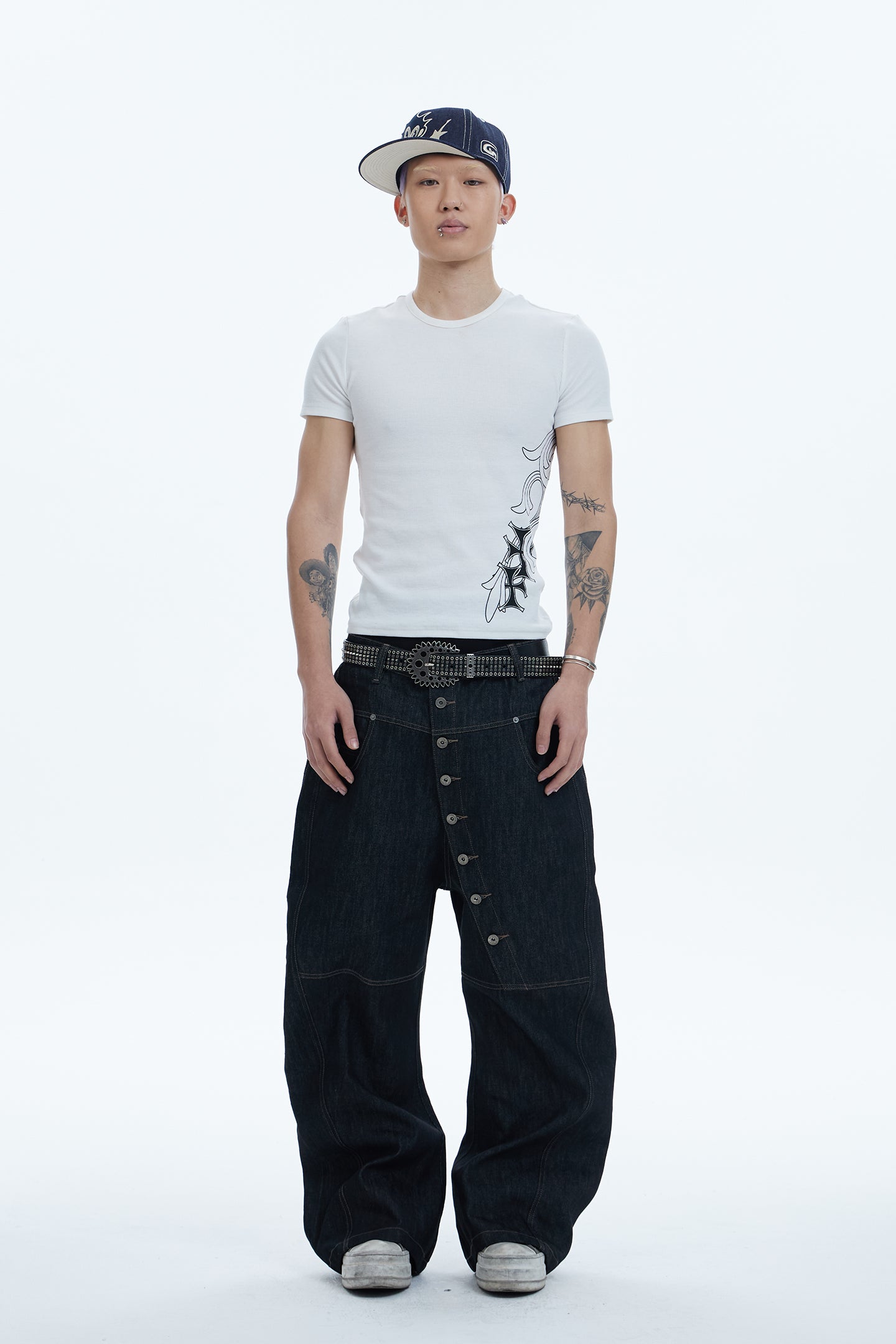 Avant-garde Curved Button-Down Raw Denim Curved Jeans