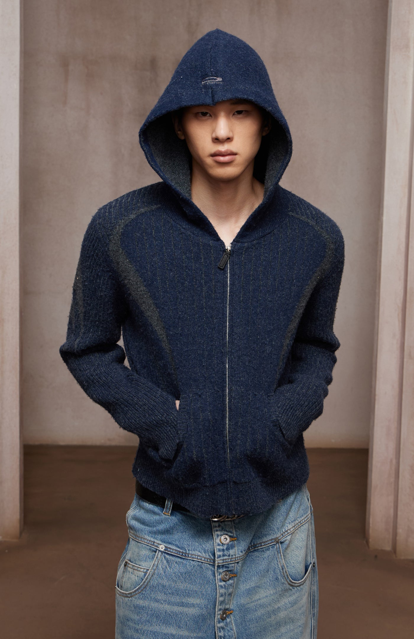 Structured Two-Tone Ribbed Knit Zip-Up Hoodie