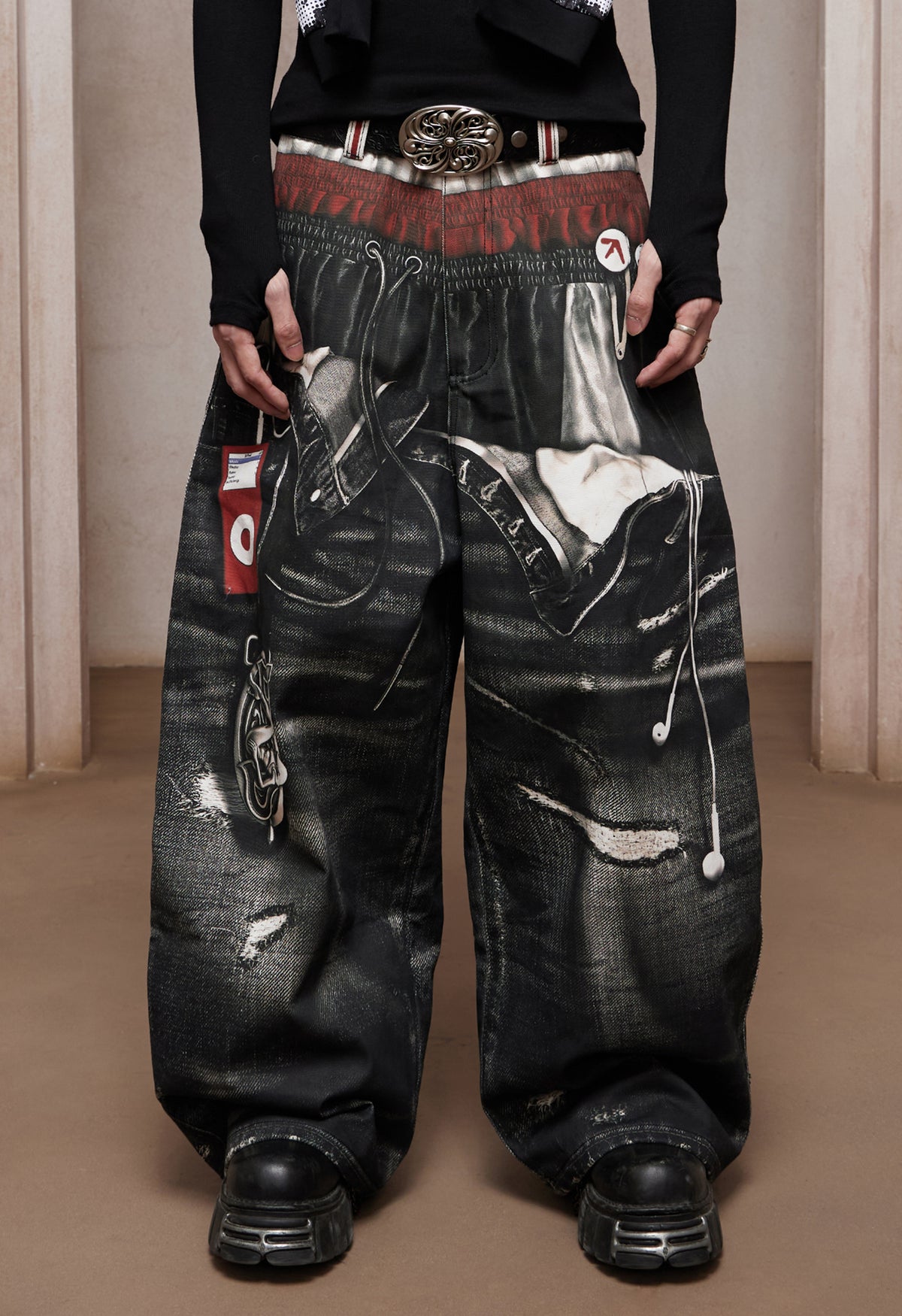 Trompe-l’œil Sports-Layered Printed Baggy Jeans