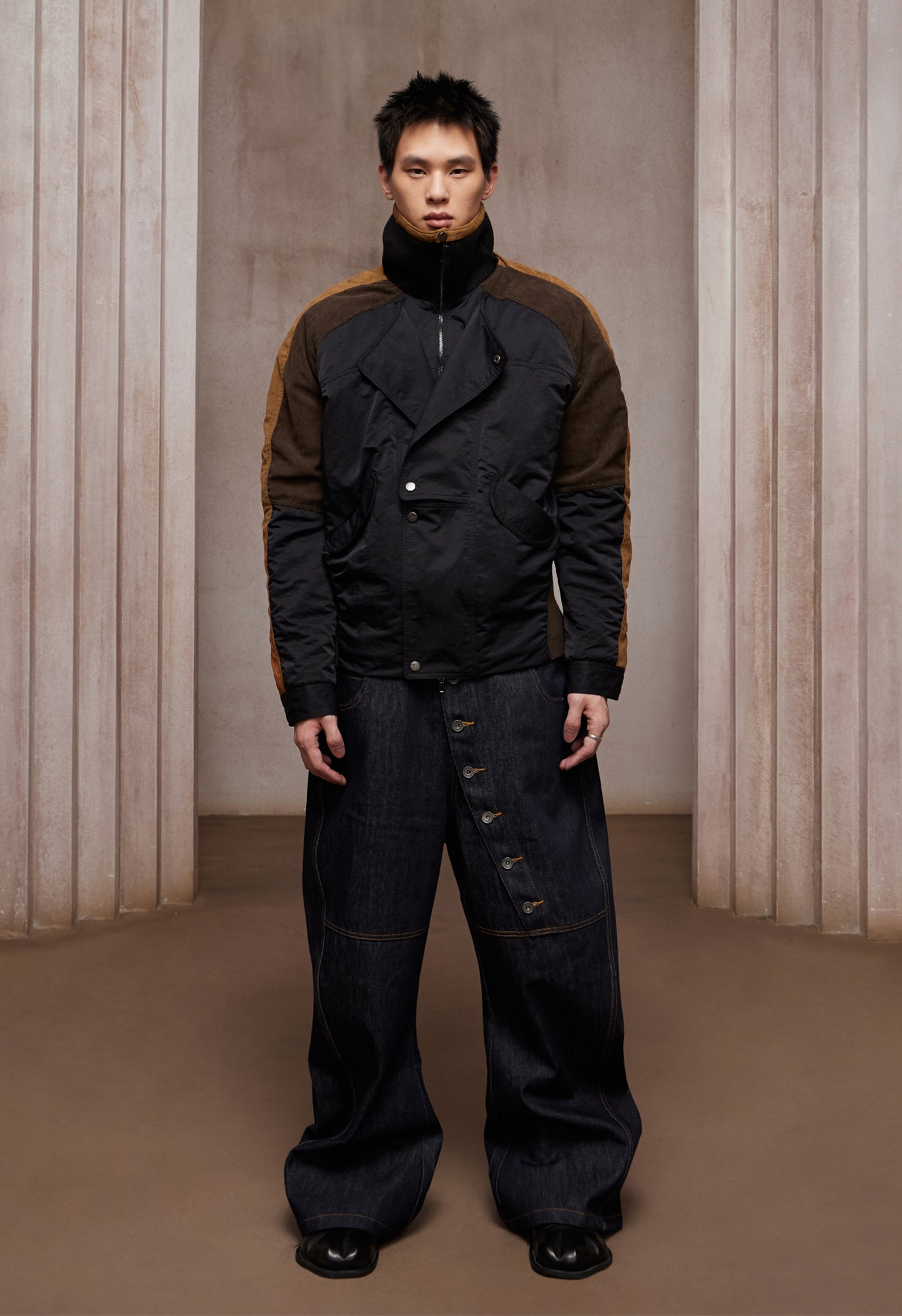 Avant-garde Curved Button-Down Raw Denim Curved Jeans