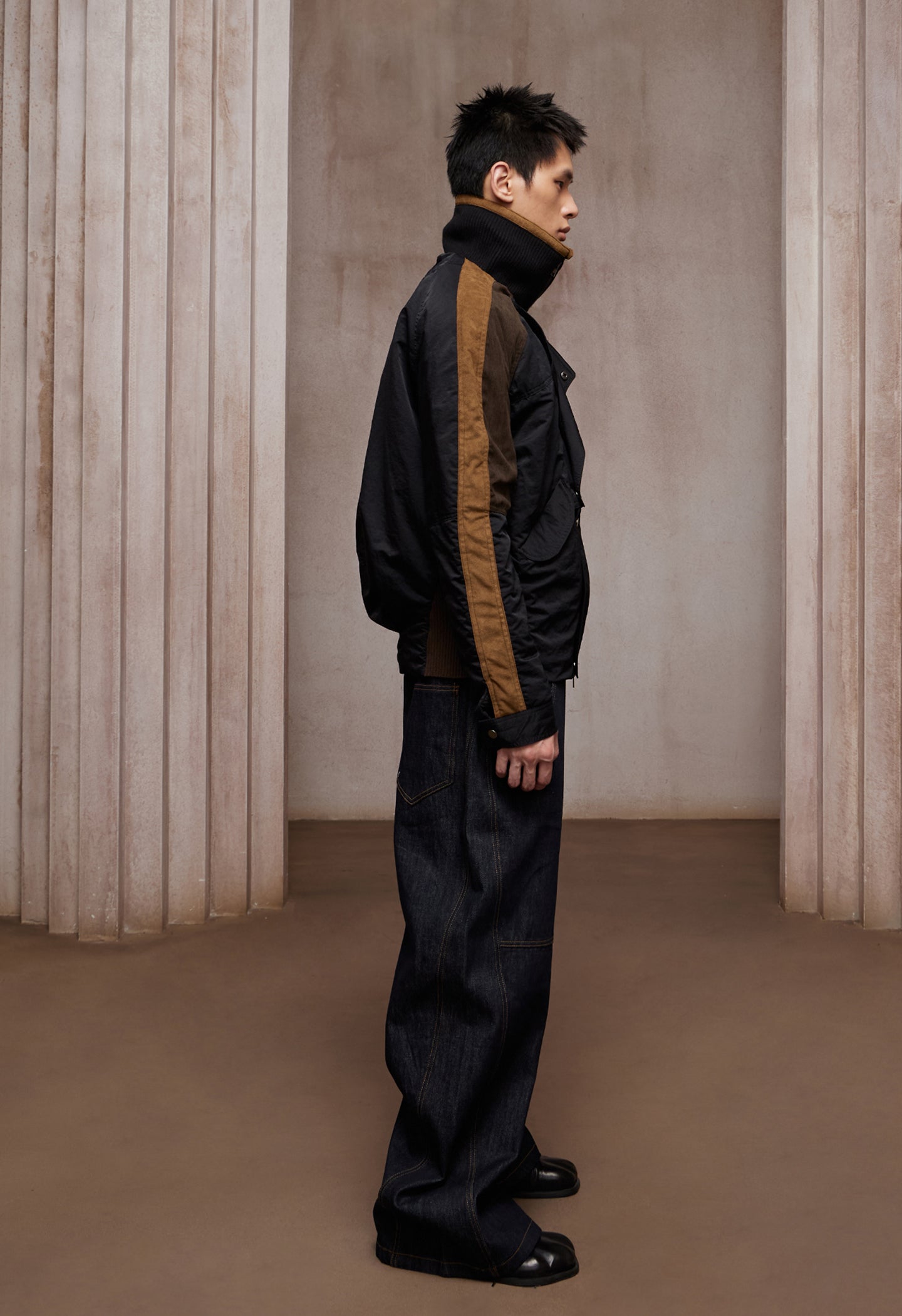 Avant-garde Curved Button-Down Raw Denim Curved Jeans