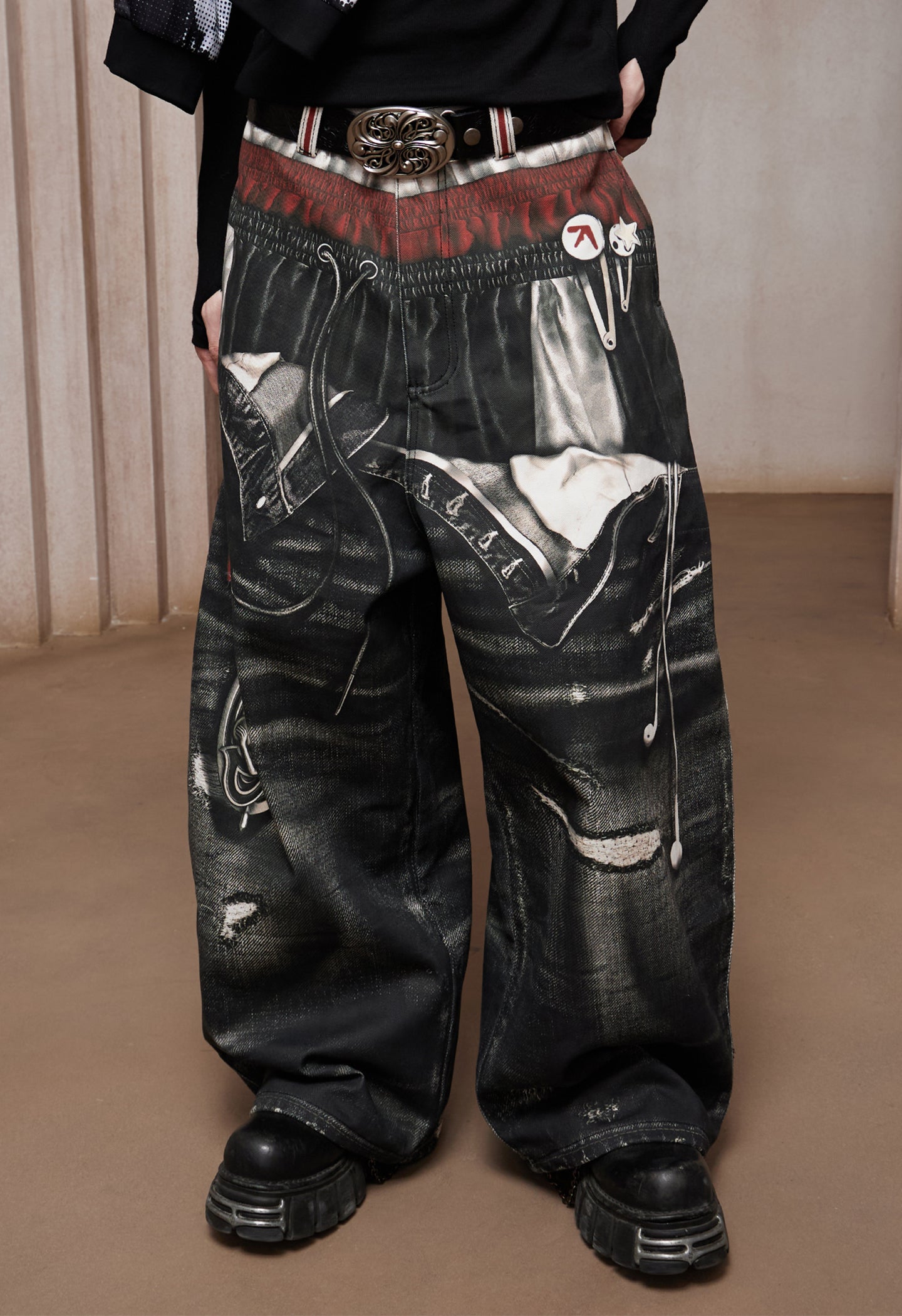 Trompe-l’œil Sports-Layered Printed Baggy Jeans
