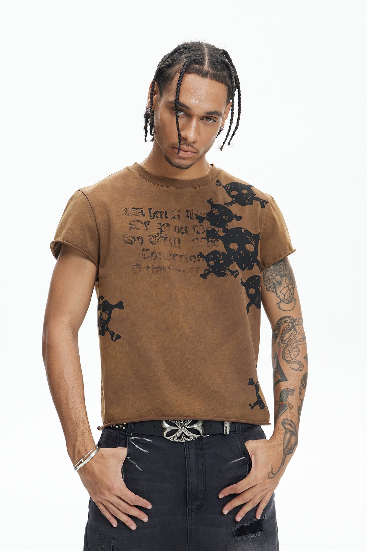Multi Skulls Distressed Rolled Sleeve Tee