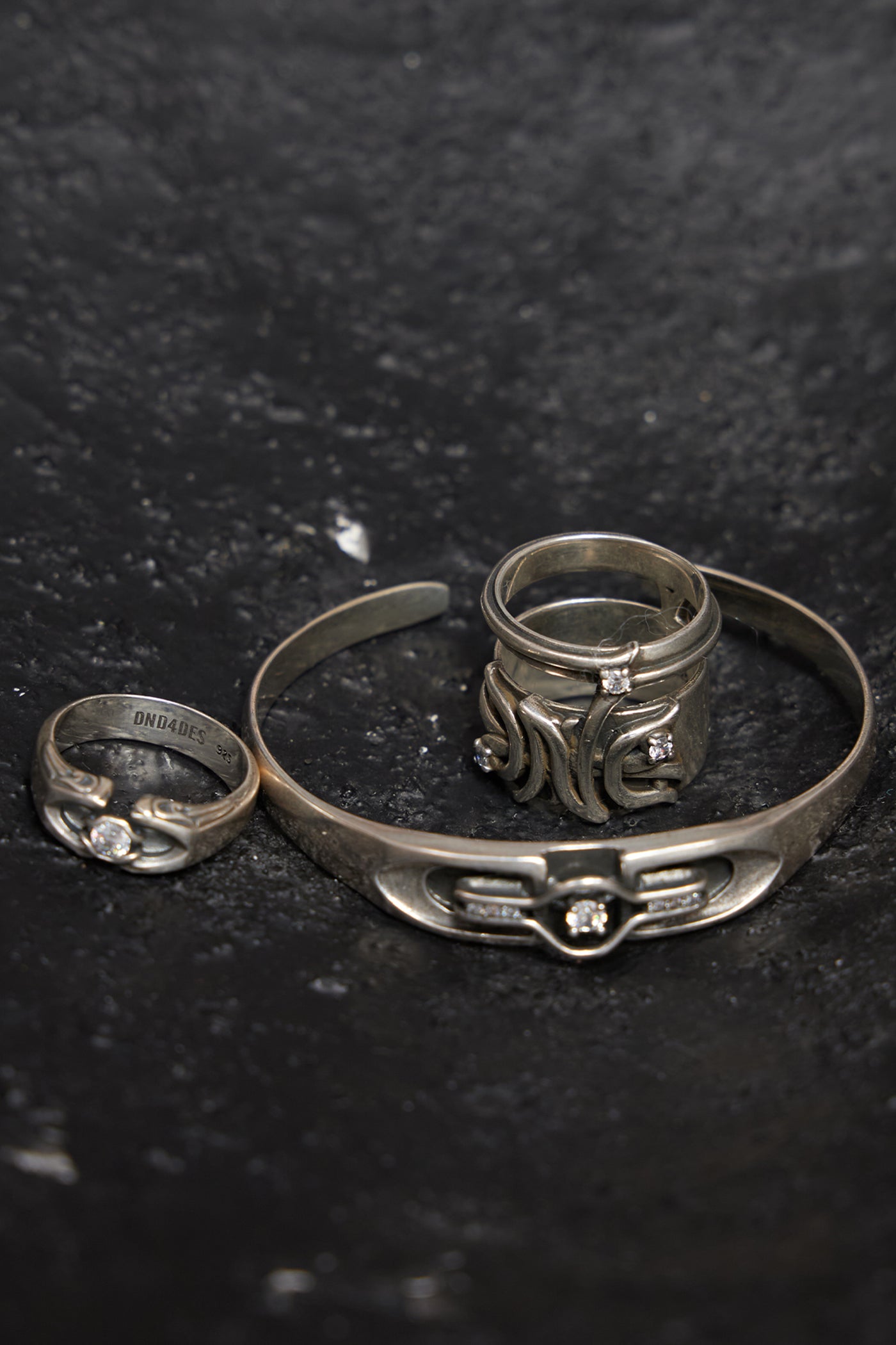 Honeysuckle DND Carved Dual-Layer Ring