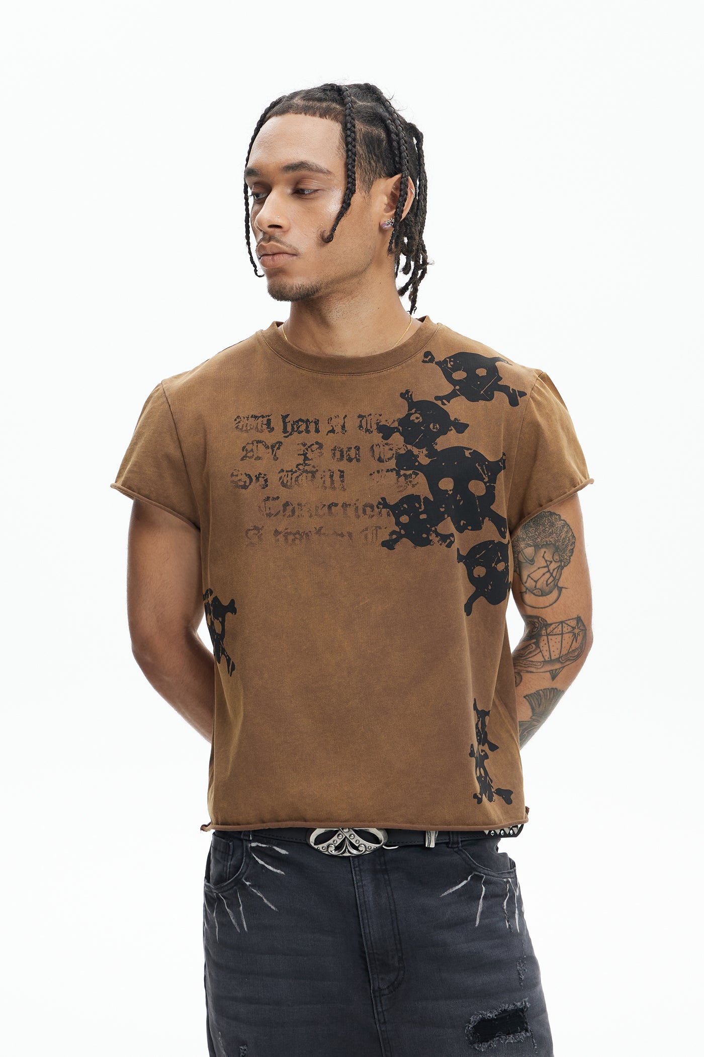Multi Skulls Distressed Rolled Sleeve Tee