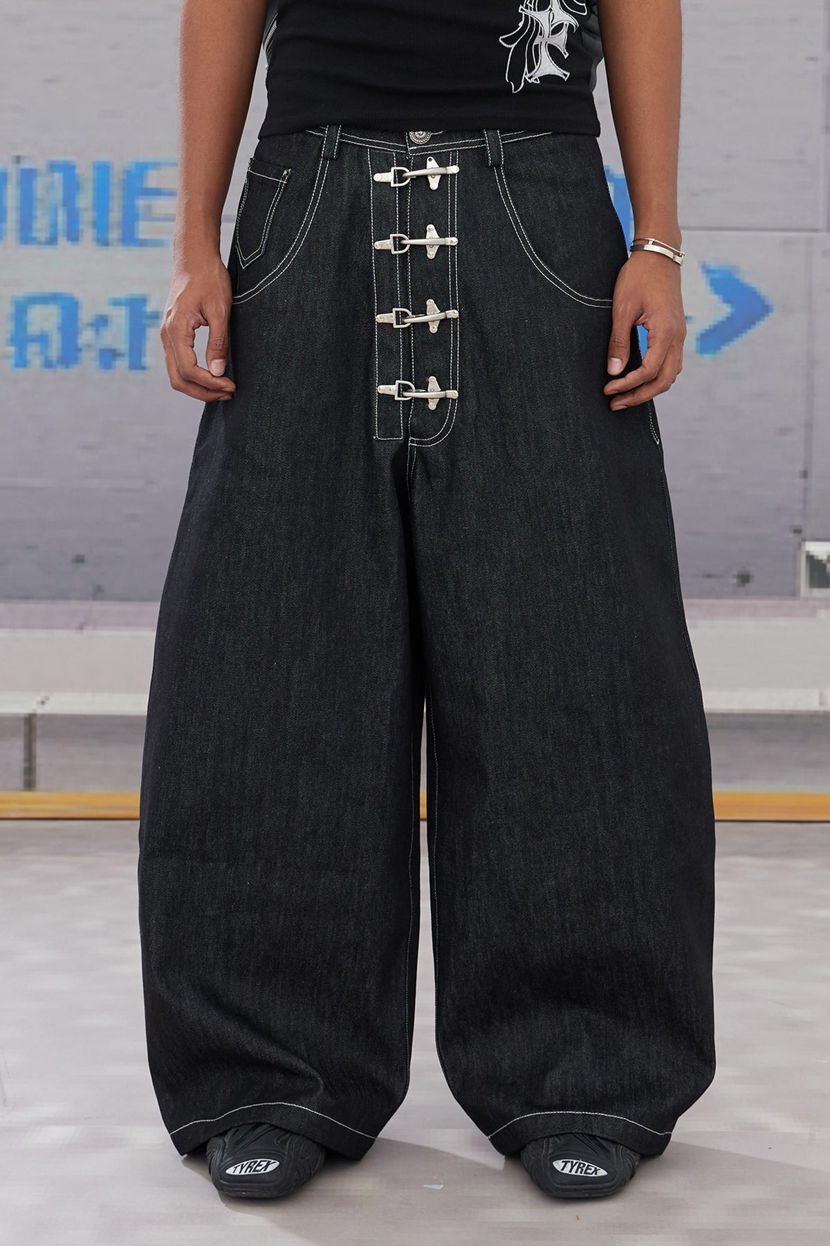 Firefighter Buckle A-Line Baggy Raw Denim Jeans