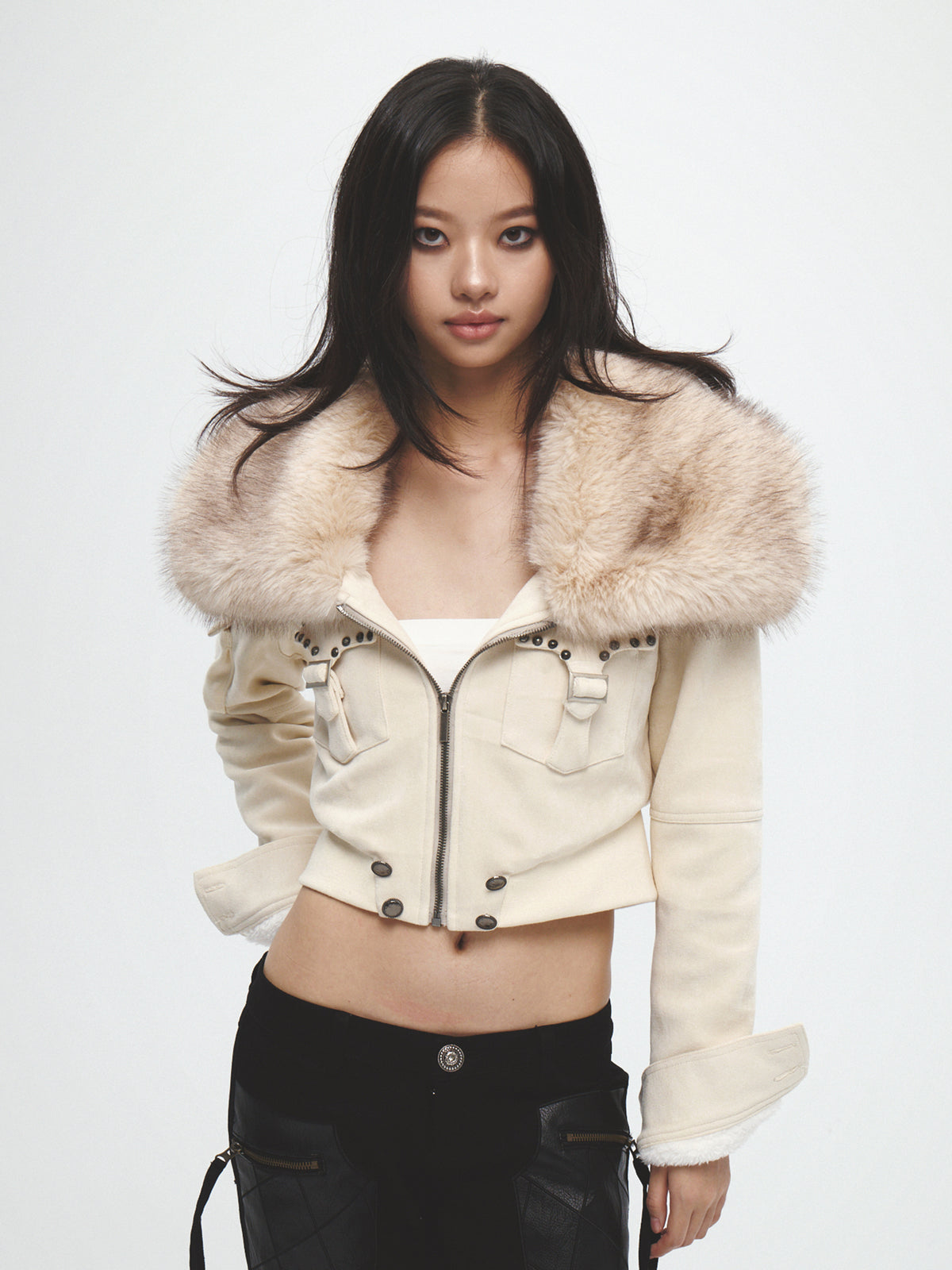 Faux Fur Collar Suede Cropped Jacket (beige)