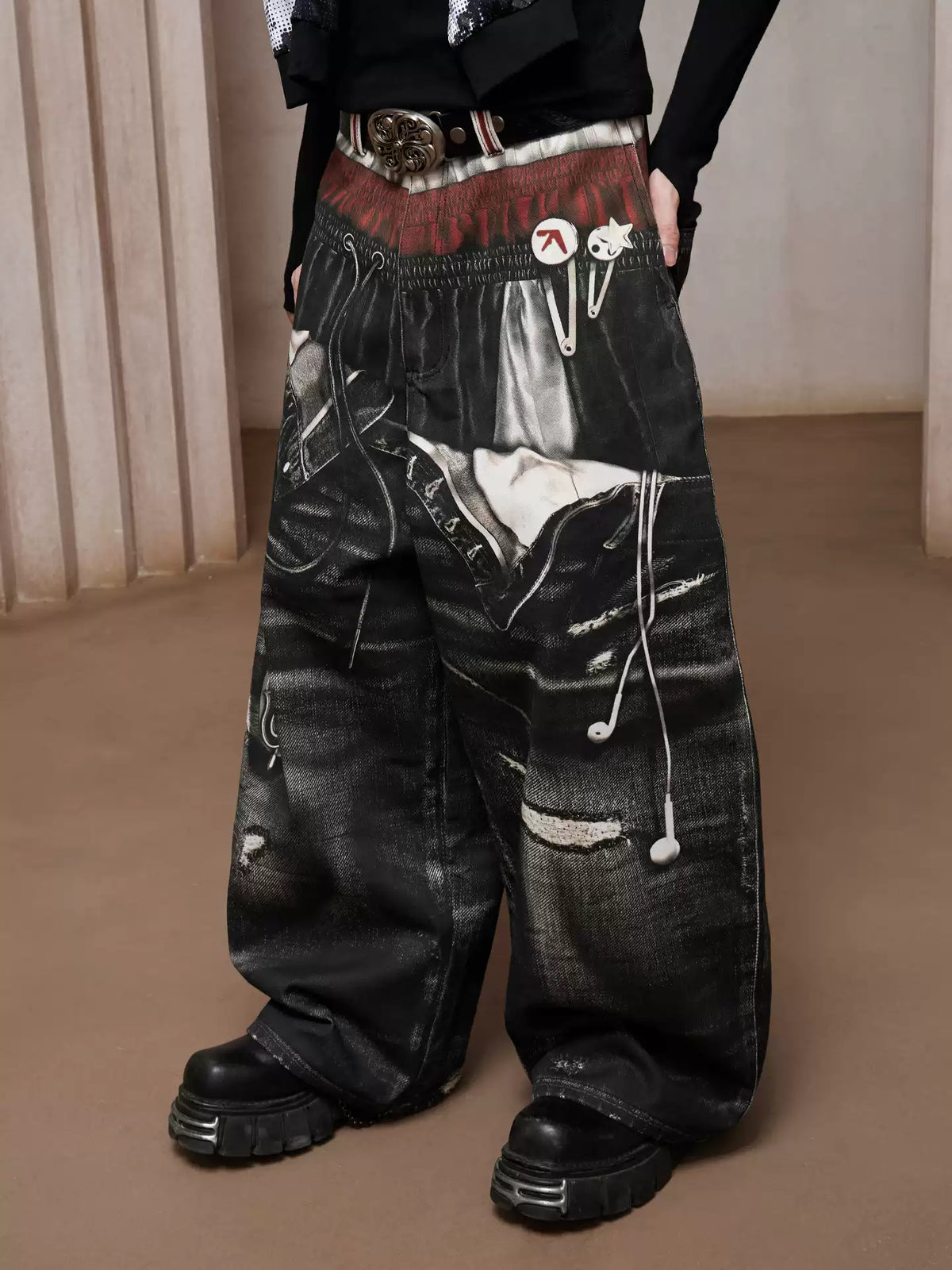 Trompe-l’œil Sports-Layered Printed Baggy Jeans